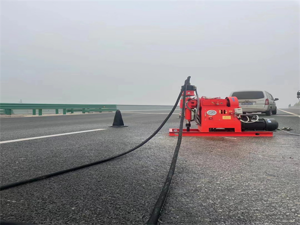 郾城马路路基路面开裂下沉注浆加固灌浆